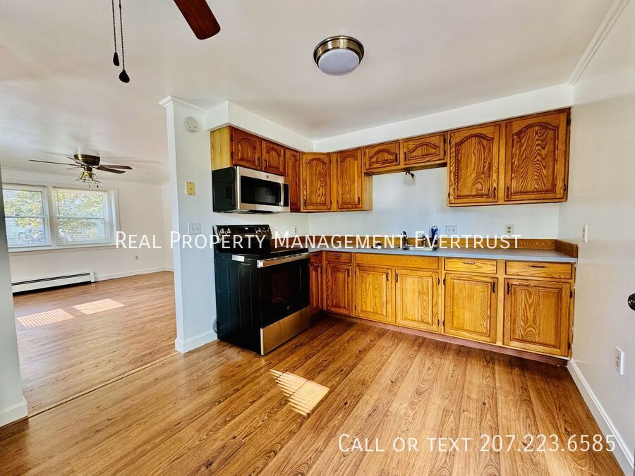 Foto principal - Beautifully renovated 3-bedroom, 1.5-bathr...