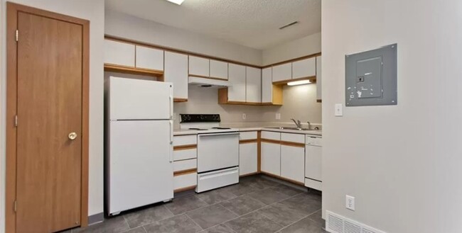 Foto del edificio - Beautiful 2BR 1ba condo available for May ...