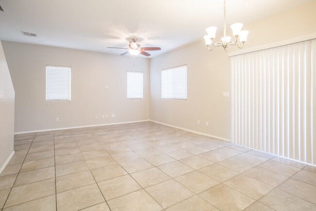 Building Photo - 7756 Vestibule Ct