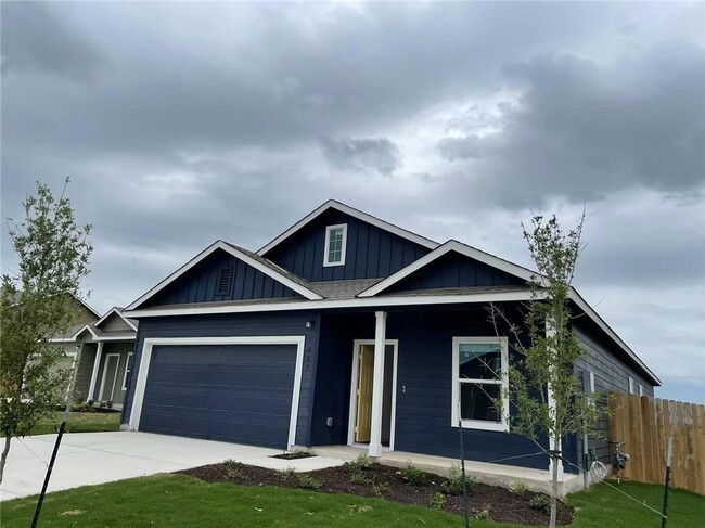 Building Photo - 209 Prairie Dog Town Dr