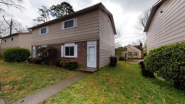 Foto del edificio - 2708 Bridalwood Dr