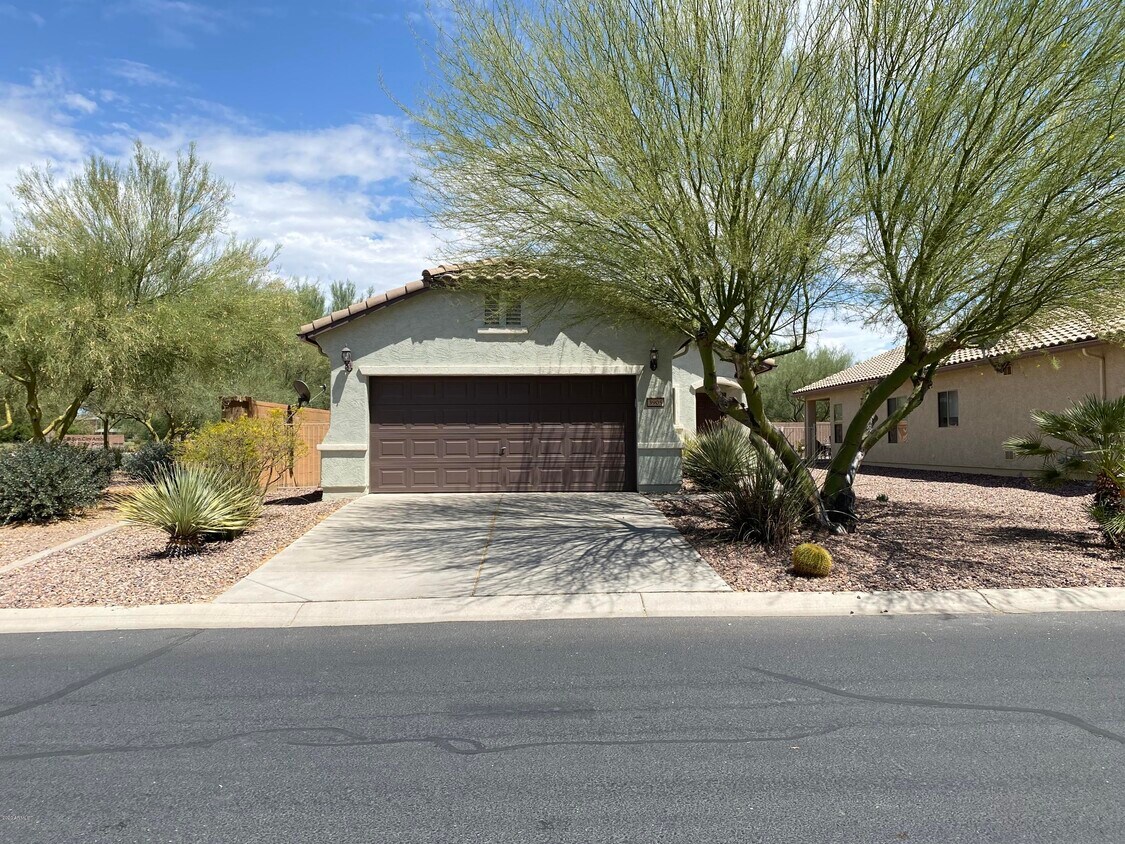 Primary Photo - 3905 N Hidden Canyon Dr