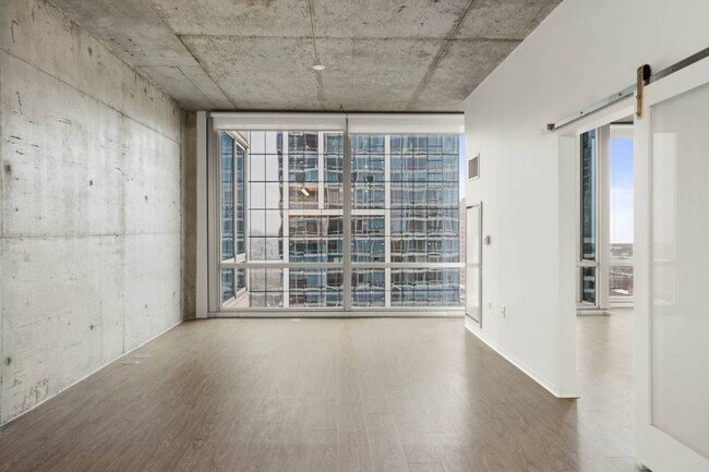 Foto del edificio - 1437 S State St