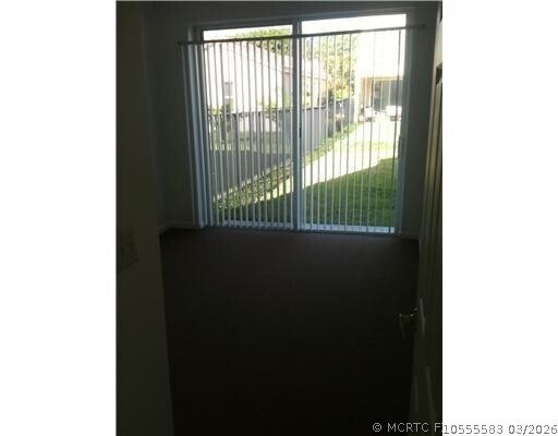 Foto del edificio - 9829 Scribner Ln