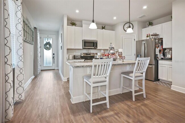 Building Photo - RENT THIS HOME TODAY WITH ZERO DEPOSIT MOV...