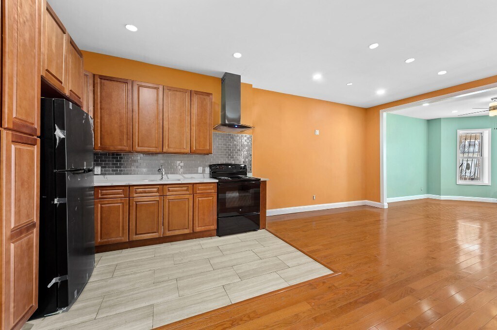 Primary Photo - Majestically renovated!