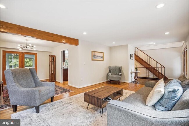 Foto del edificio - 10408 Hunter Ridge Dr