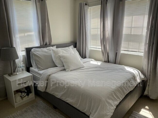 Foto del edificio - 17 High School Rd