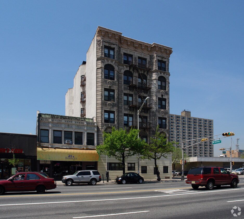 Foto del edificio - 2 W Kinney St