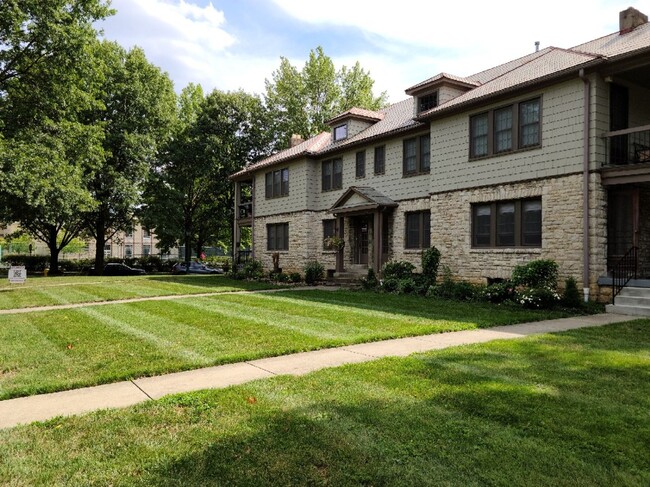 Foto del edificio - 2177 Coventry Rd