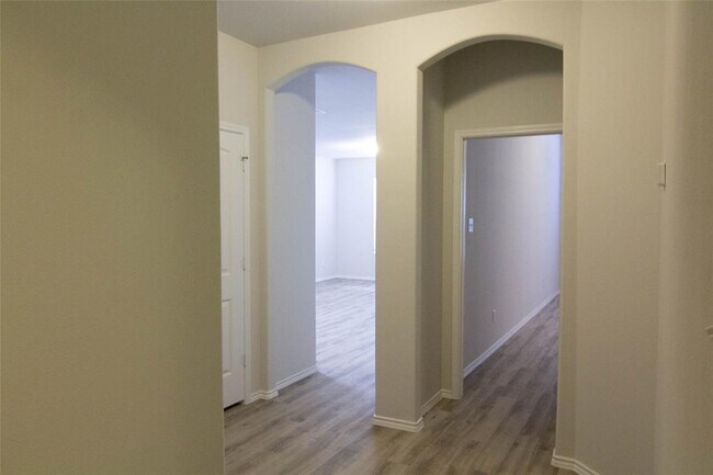 Building Photo - 18603 Rock Flats Ravine Dr