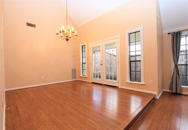 Building Photo - 4012 Arnold St