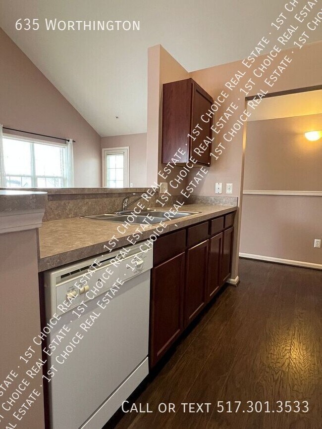 Foto del edificio - 635 Worthington-