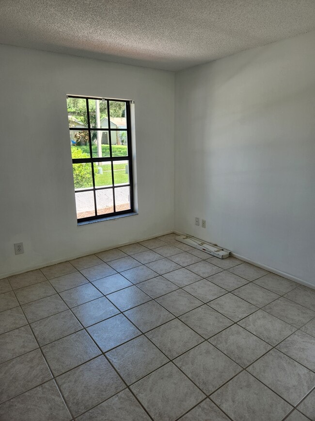 Building Photo - 3172 Cypress Green Dr