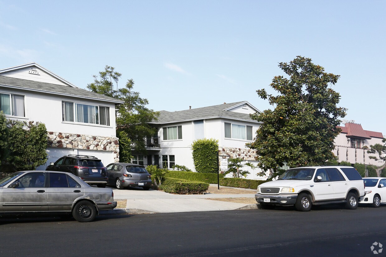 Foto del edificio - 3675 Vinton Ave