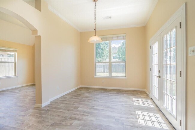 Building Photo - 2227 Laurel River Bend