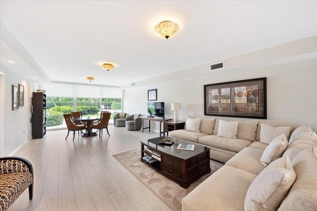Foto del edificio - 1213 S Ocean Blvd