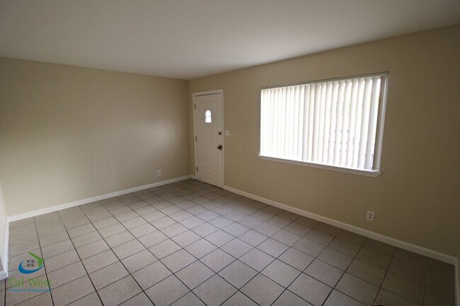 Building Photo - M-001 - 5236 Snow Dr. - % - ***WARRANTY***...