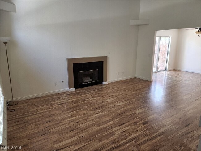 Foto del edificio - 8417 Sewards Bluff Ave