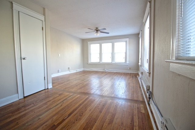 Interior Photo - 3416 Wyandotte - Studio W