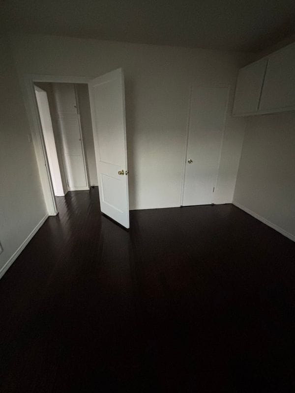 Building Photo - 318 E 99th St