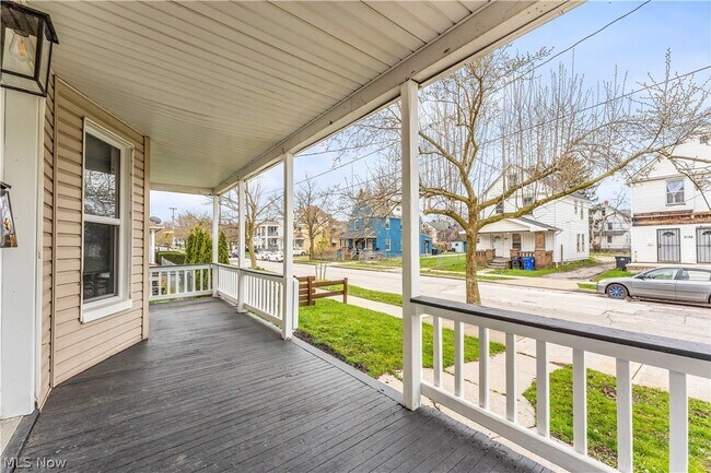 Building Photo - 3139 W 88th St