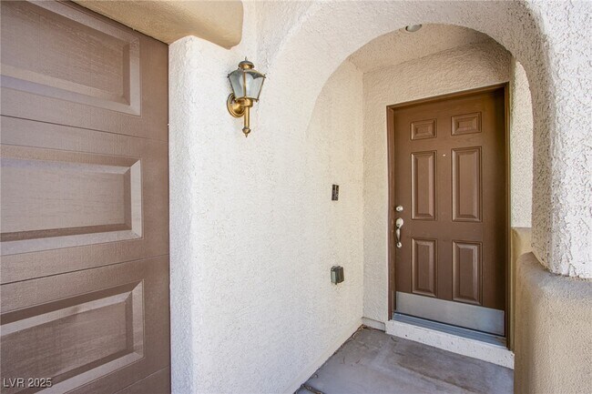 Foto del edificio - 5863 W Baroque Gold Ct
