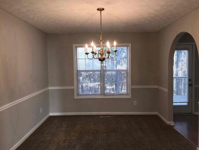 Building Photo - 1009 Bay Ridge Dr