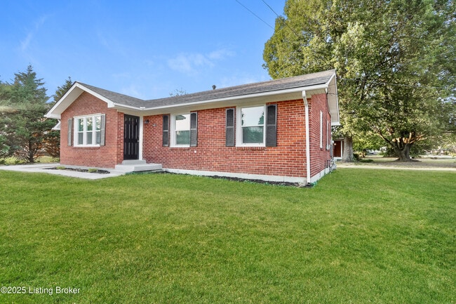 Foto del edificio - 5401 Johnsontown Rd