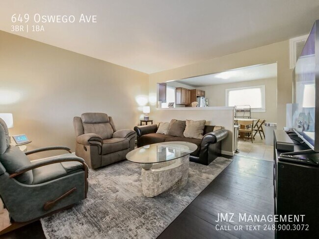 Photo - 649 Oswego Ave House