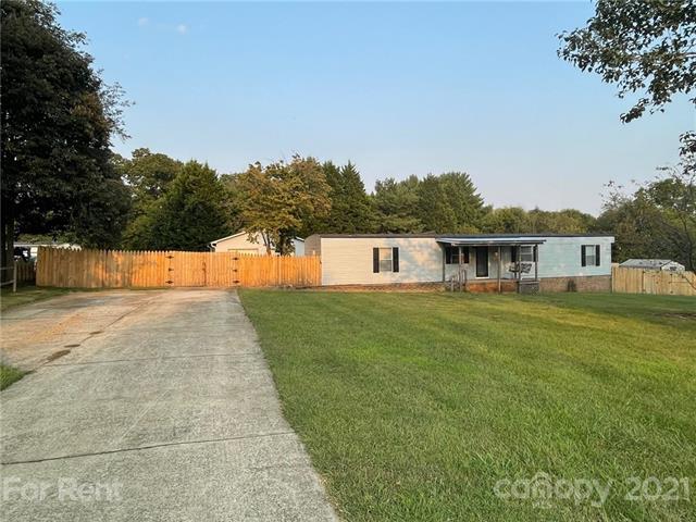 Building Photo - 600 Sportsman Dr