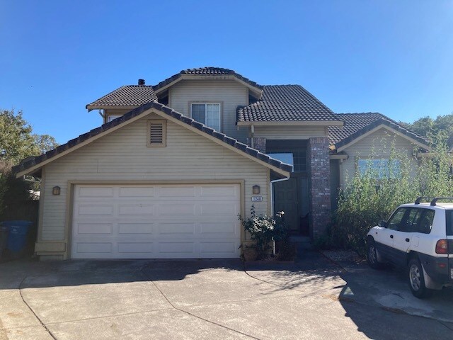 Foto principal - 1240 Demeo St
