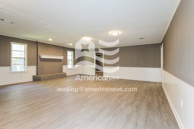 Foto del edificio - 1206 Garden Park Dr