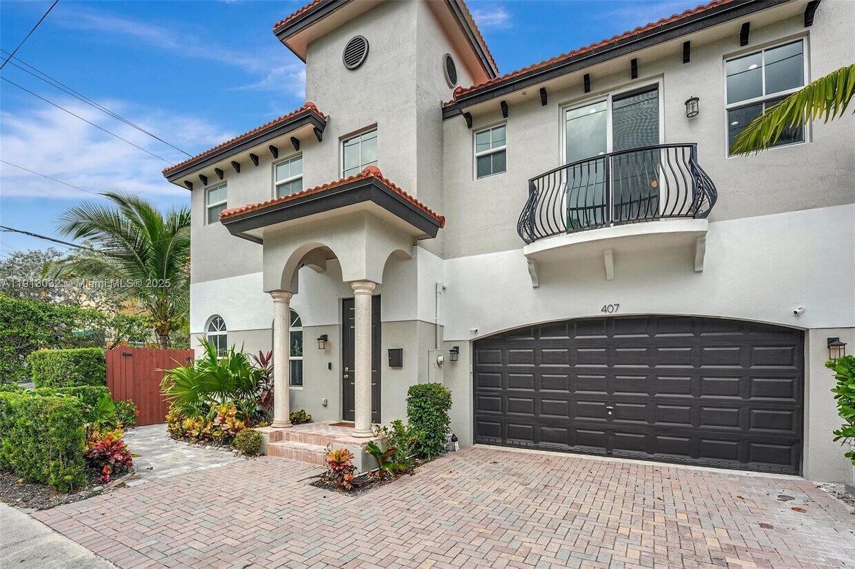 Foto principal - 407 SW 17th St