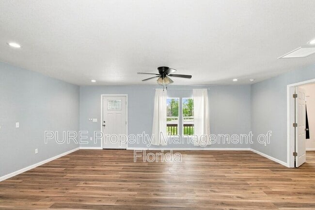 Foto del edificio - 11330 NE 66th Ln