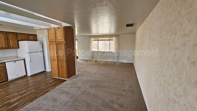 Building Photo - 8151 W Evans Ave
