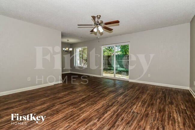 Building Photo - 1418 Eagle Pass Drive