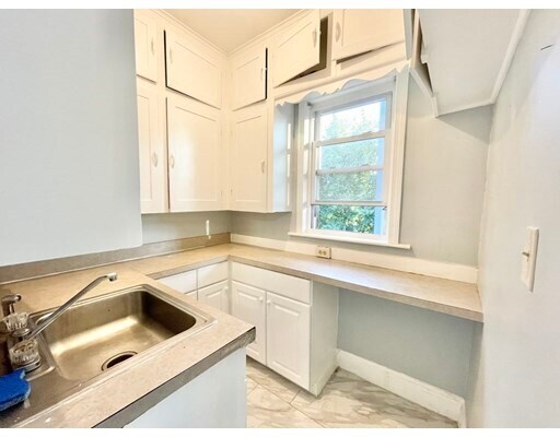 Building Photo - 43 Hamilton St