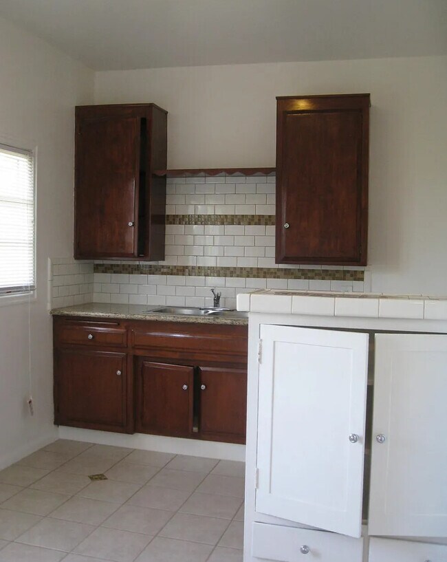 Foto del edificio - 4262 W 1st St, Los Angeles, CA, 90004