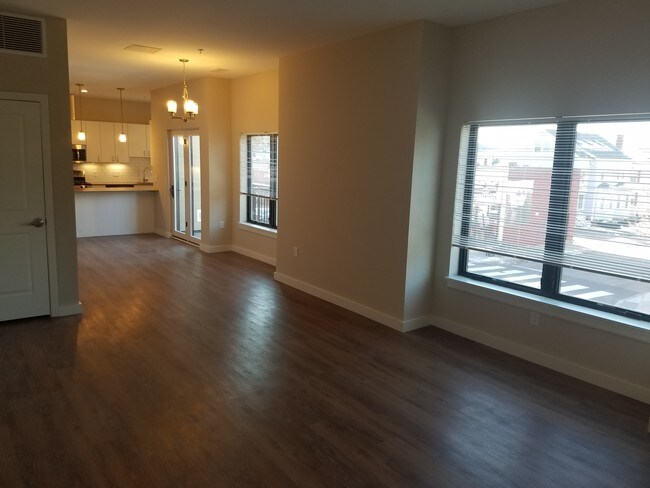 Foto del edificio - 560 Moody St