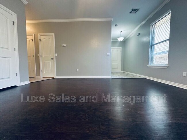 Foto del edificio - 1814 NE 135th St