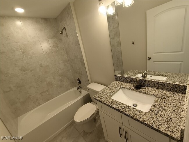 Building Photo - 3030 NW Juanita Pl