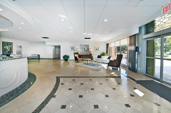 Foto del edificio - 2121 N Ocean Blvd