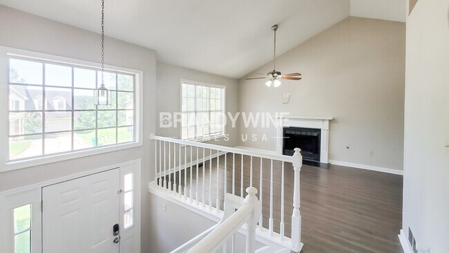 Building Photo - 3162 Hardin Ct