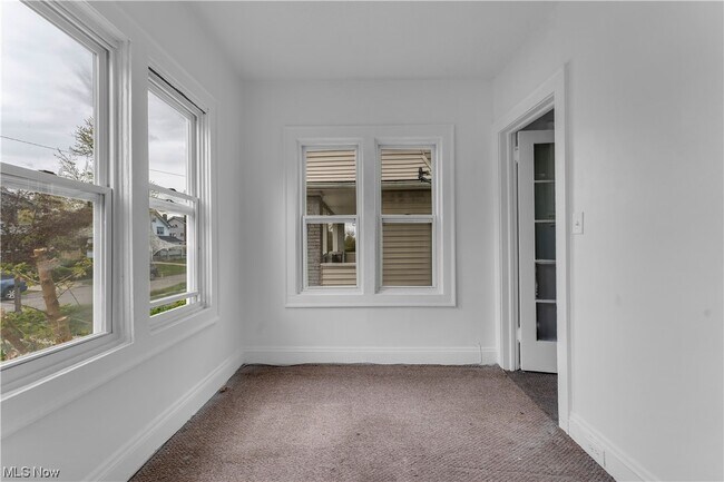 Building Photo - 3435 Desota Ave