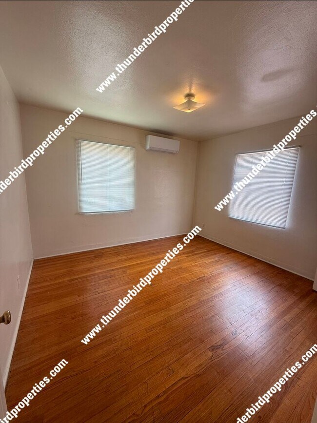 Foto del edificio - 1 bedroom, 1 bath near highway, parks, and easy access to downtown!