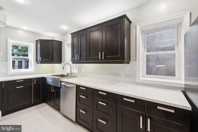 Foto del edificio - 1424 S St NW