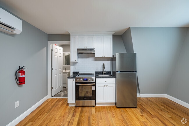 Studio - Unit 3 - Kitchen - 57 Peters Place