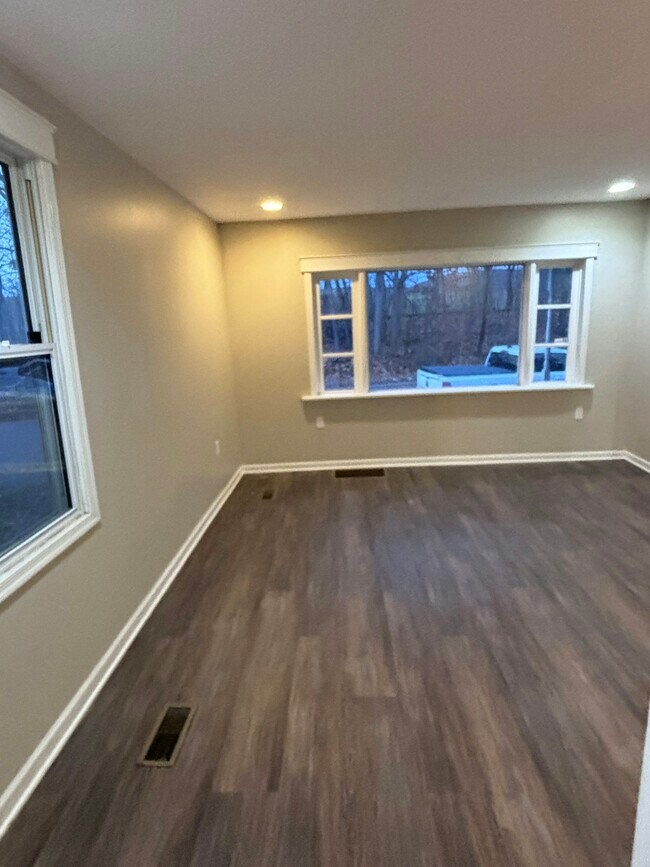 Foto del edificio - 165 Sharpe St