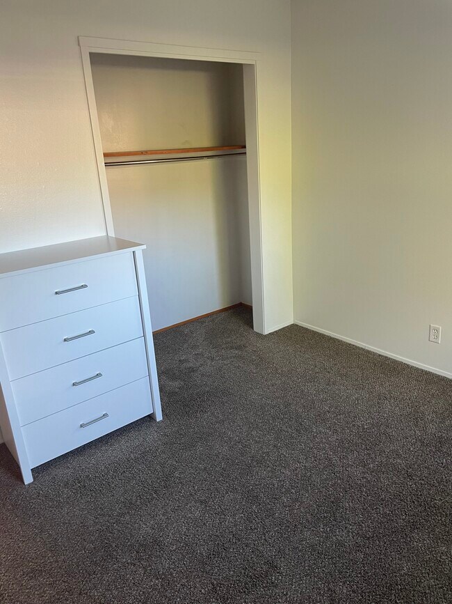 Foto del edificio - 186 N 500 E